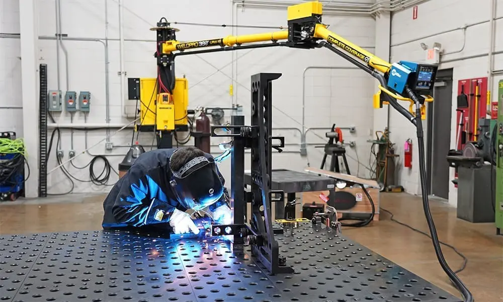 unisig_fabshop_mig_welding_1000x600