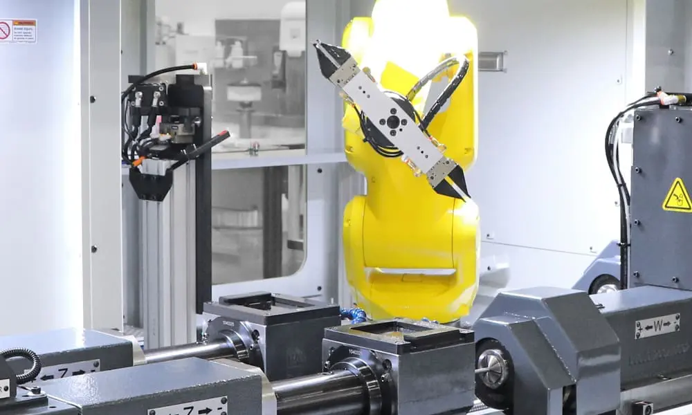 UNISIG UNE6-2i with dual gripper robot